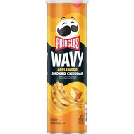 Pringles - Wavy - Applewood Smoked Cheddar - 137g