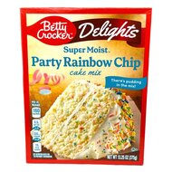 Betty Crocker - Super Moist - Party Rainbow Chip Cake Mix...
